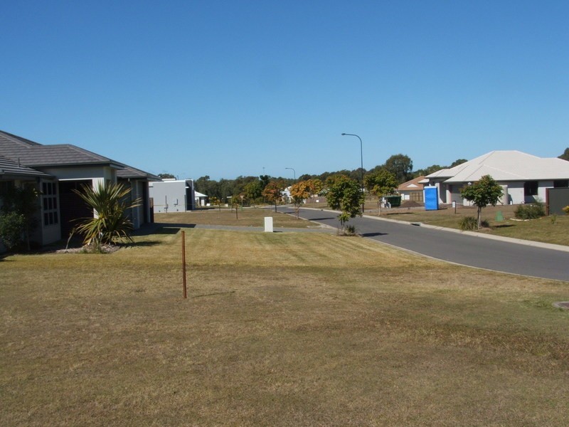 6 Dugong Avenue, Pialba QLD 4655