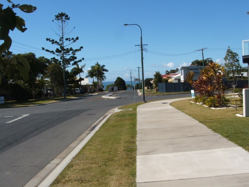 6 Dugong Avenue, Pialba QLD 4655