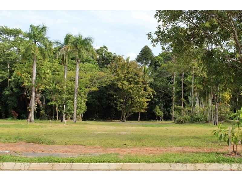 Lot 8/3  Junction St, Edge Hill QLD 4870