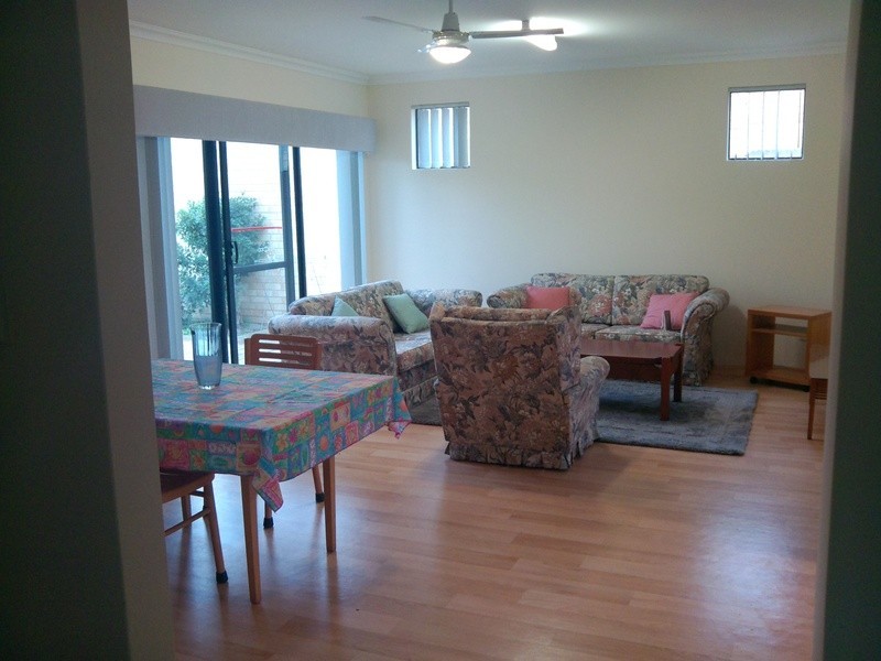 3/15 Moldavia St, Tuart Hill WA 6060