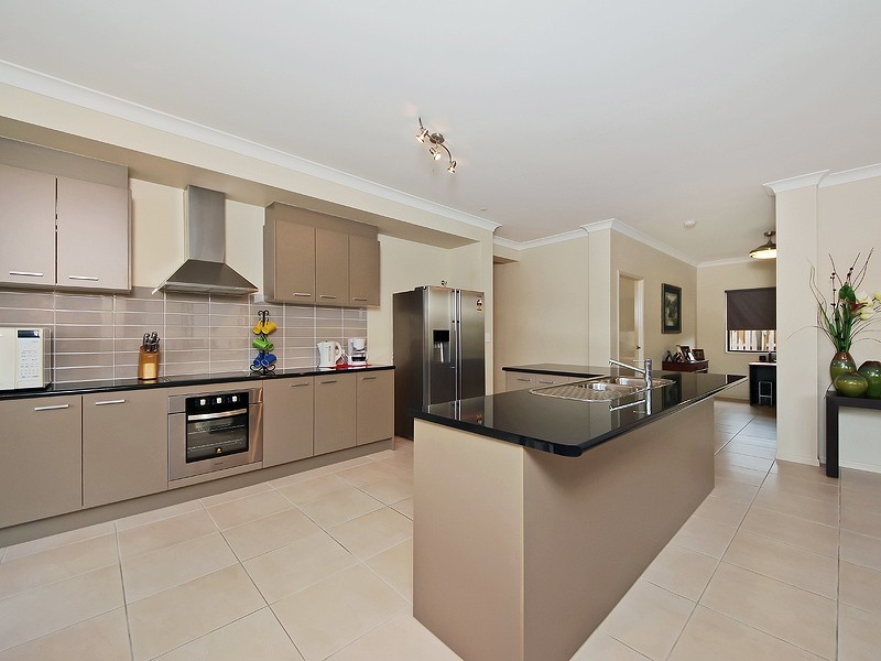 25 homestead circuit, Upper Coomera QLD 4209