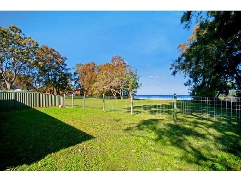 318  Tuggerawong Road, Tuggerawong NSW 2259