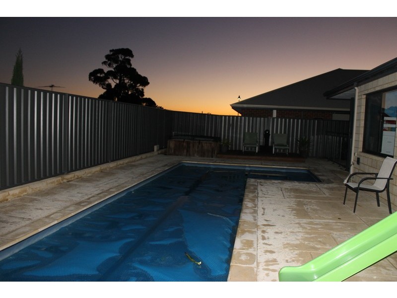 68 Ridge Boulevard, Baldivis WA 6171