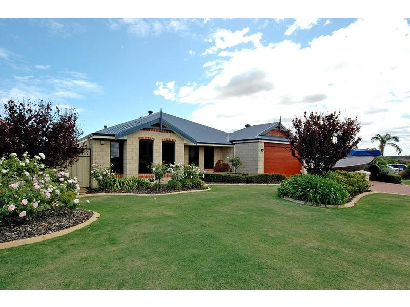 59 Selkirk Drive, Kinross WA 6028