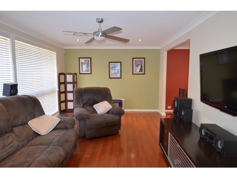 33 Summerfield Circuit, Cambridge Gardens NSW 2747