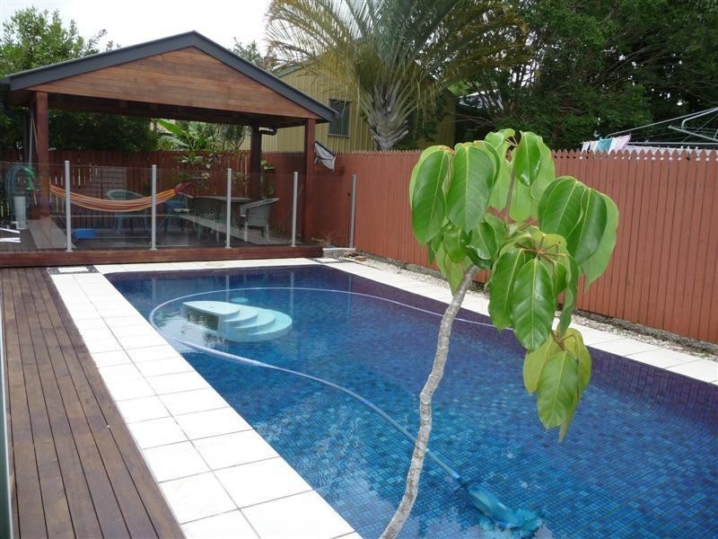 73 Summerville St, Carina Heights QLD 4152