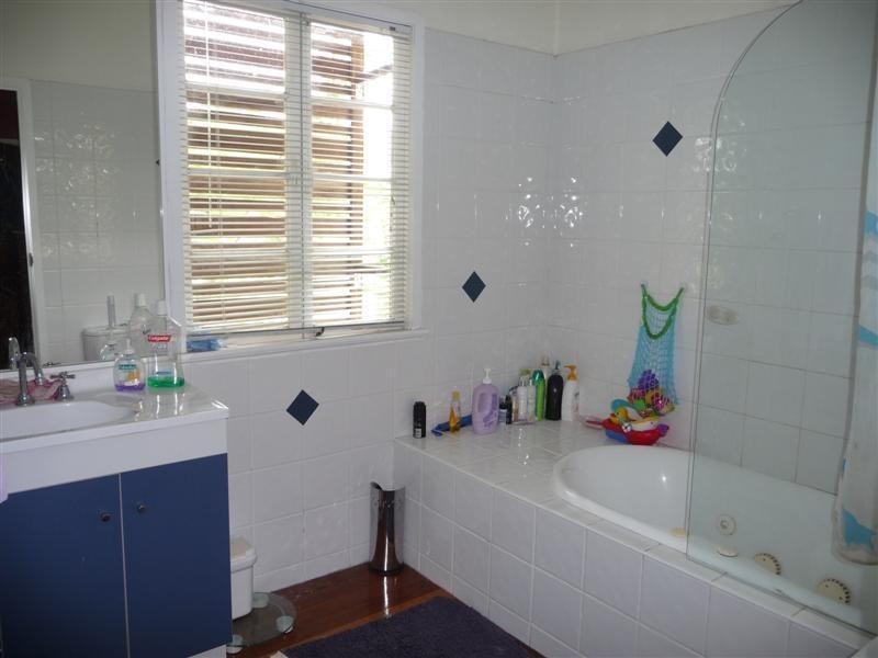 73 Summerville St, Carina Heights QLD 4152