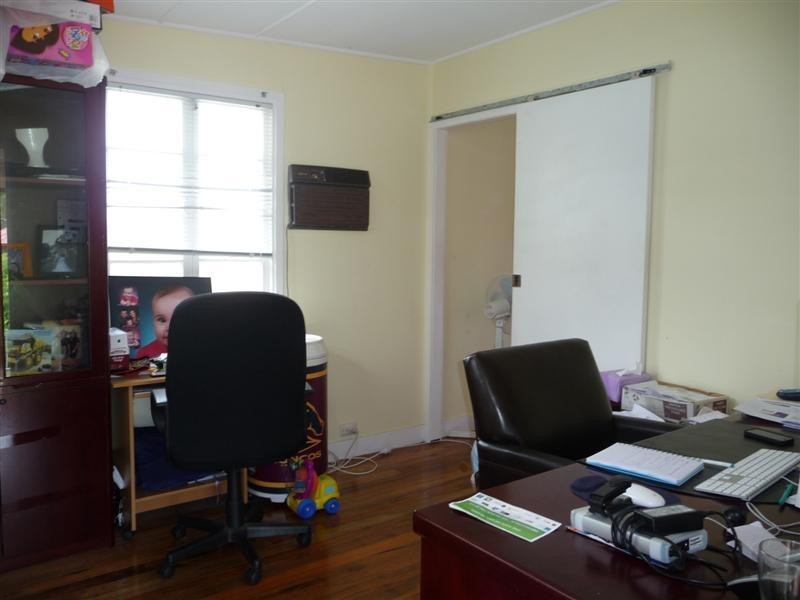 73 Summerville St, Carina Heights QLD 4152