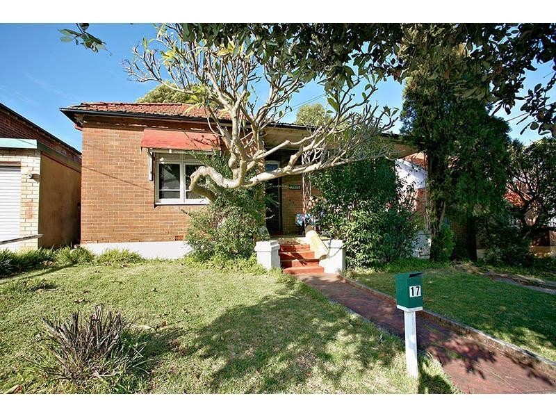 17 Lansdowne Street, Eastwood NSW 2122