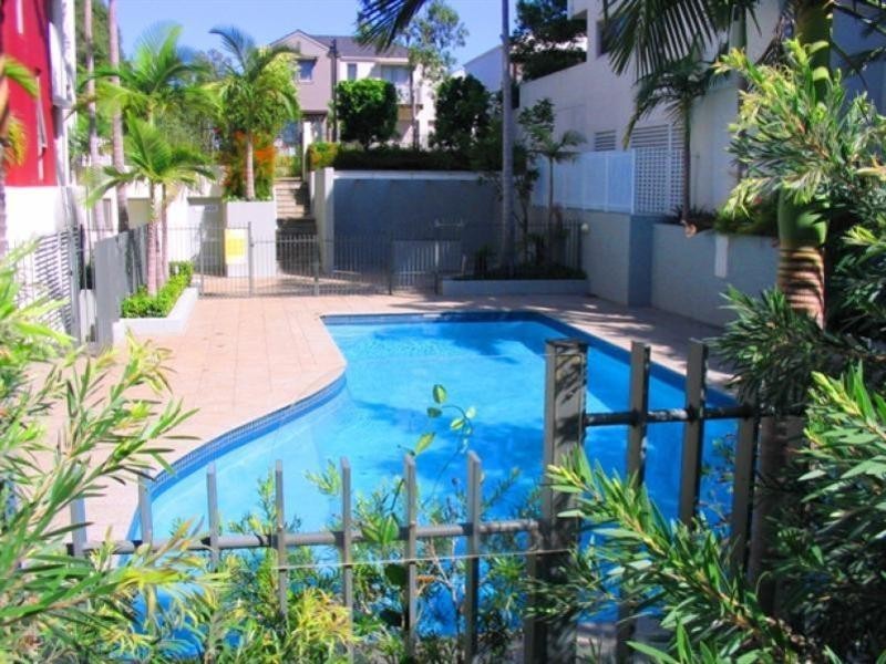 Under Offer – 1/15 Blaxland Ave, Newington NSW 2127