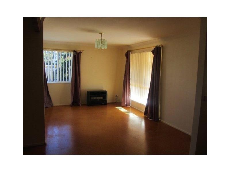 56 Manse Street, Guyra NSW 2365