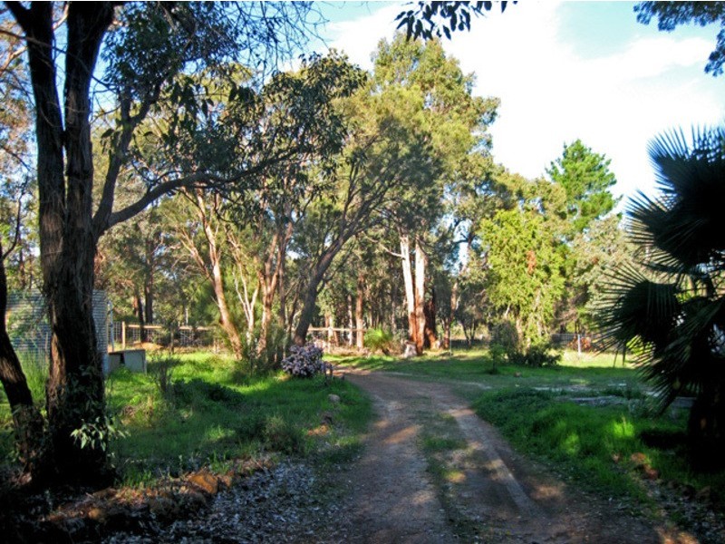 75 Tannah Way, Mount Helena WA 6082