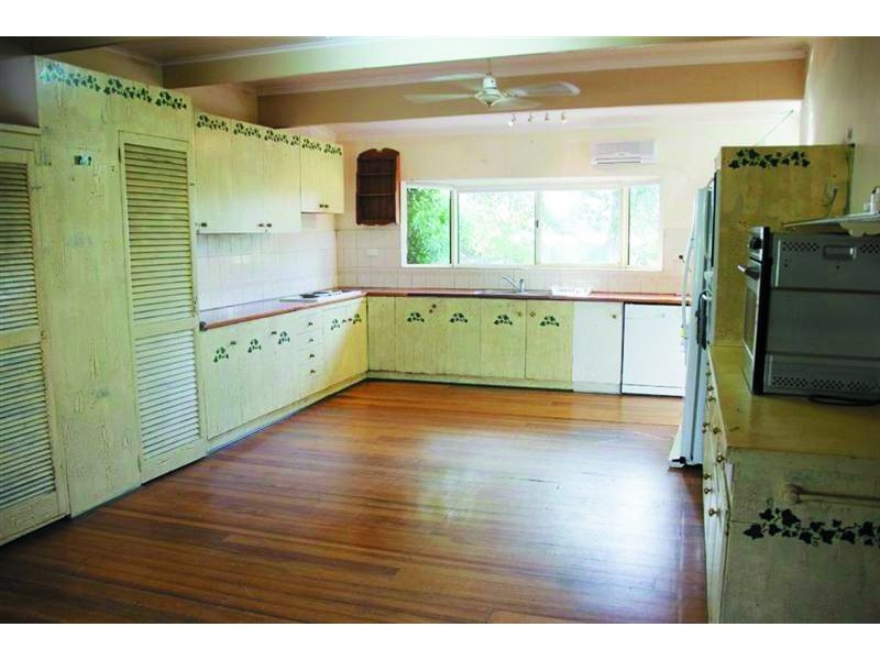 580 Little Road, Iona VIC 3815