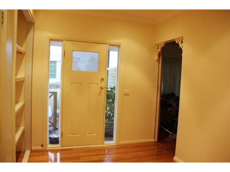 580 Little Road, Iona VIC 3815