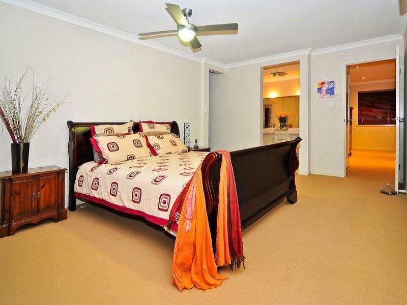 44 Hallow Crescent, Augustine Heights QLD 4300