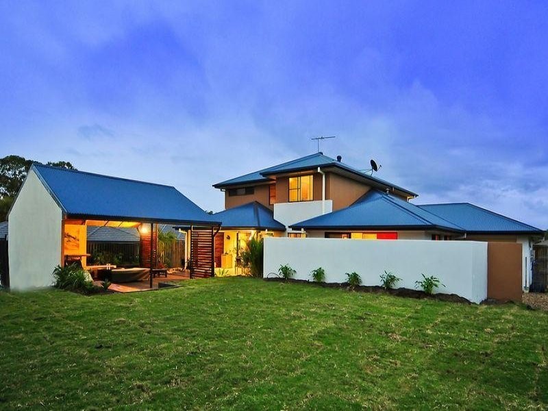 44 Hallow Crescent, Augustine Heights QLD 4300