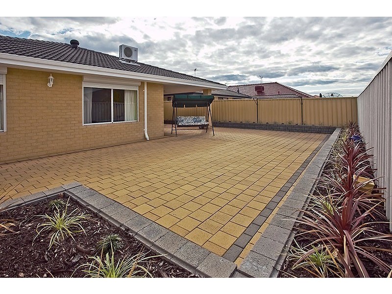 7 Babbler Turn, Beechboro WA 6063