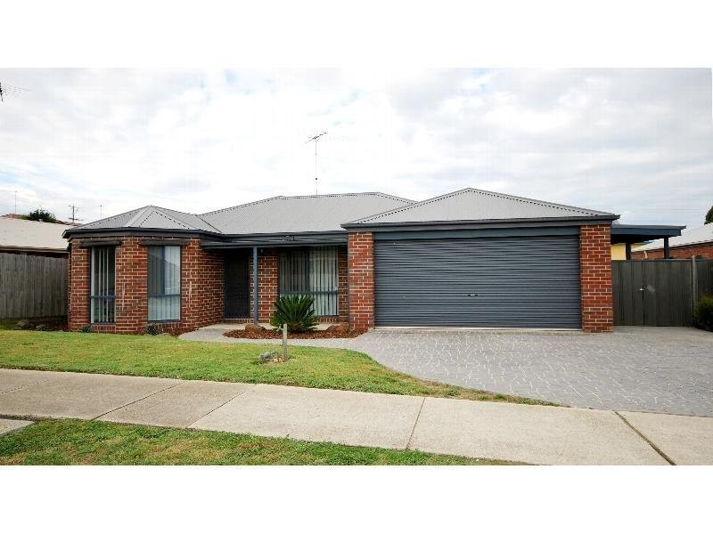 15 Eastwood Crescent, Drysdale VIC 3222