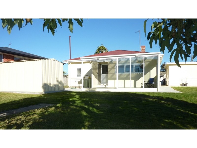 12 Helen Street, Ulverstone TAS 7315