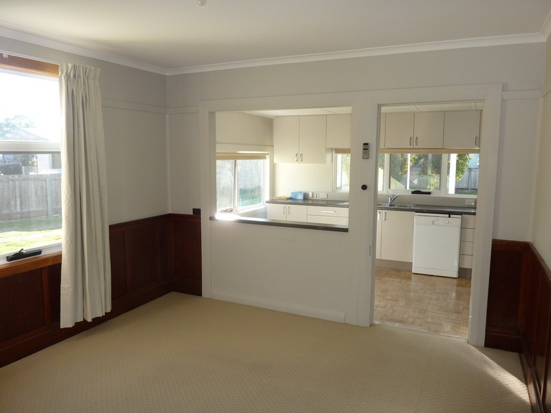 12 Helen Street, Ulverstone TAS 7315