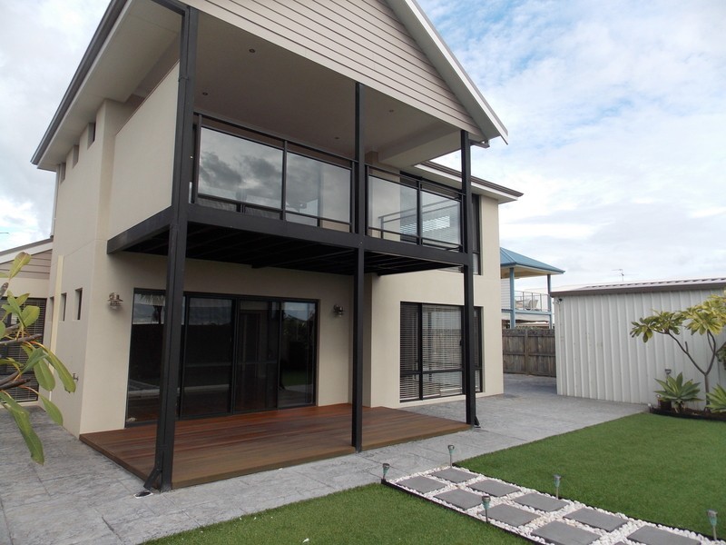 13 Bookleaf Loop, Halls Head WA 6210