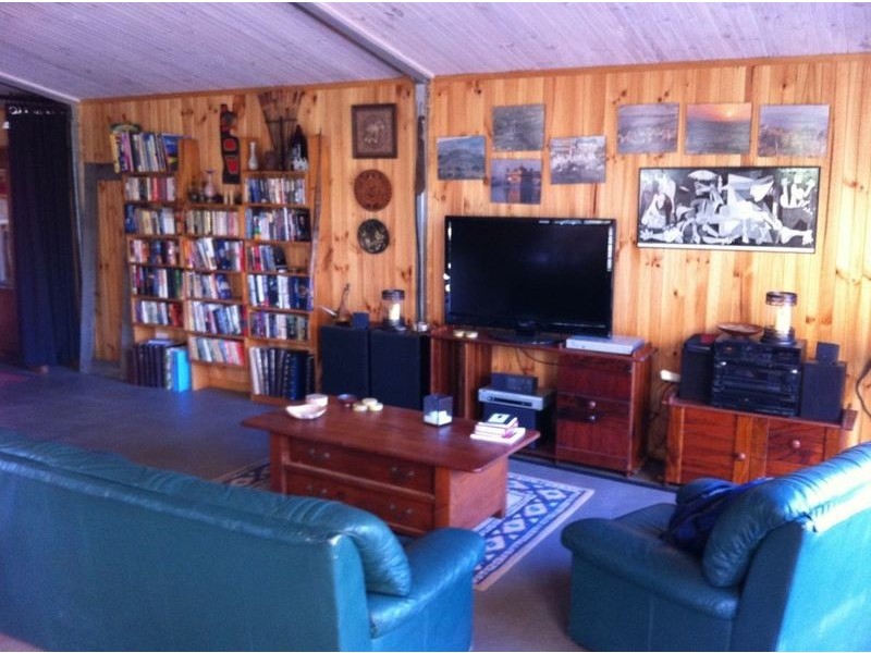 253  Upper Yango Creek Rd, Wollombi NSW 2325