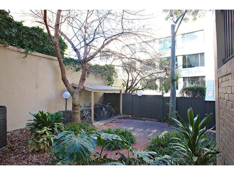 11/161 Wellington Parade South, East Melbourne VIC 3002