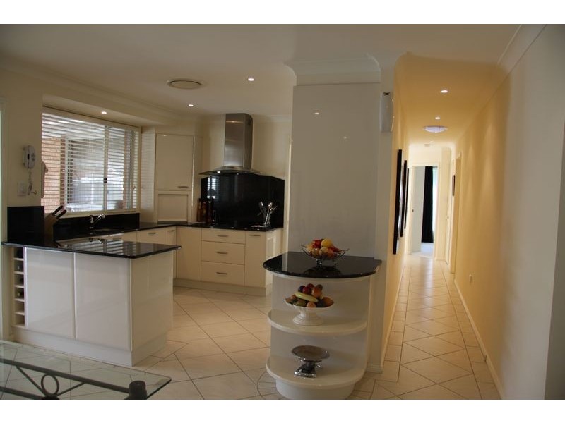 6 Brent Close, Watanobbi NSW 2259