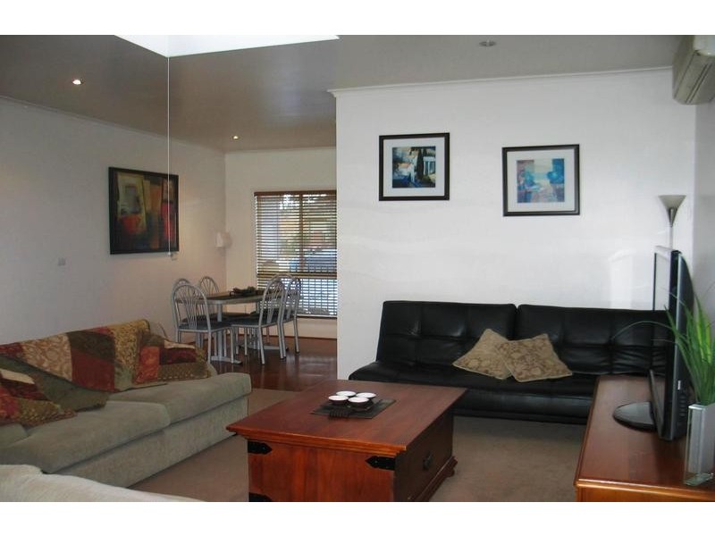 80 Helms Street, Newcomb VIC 3219