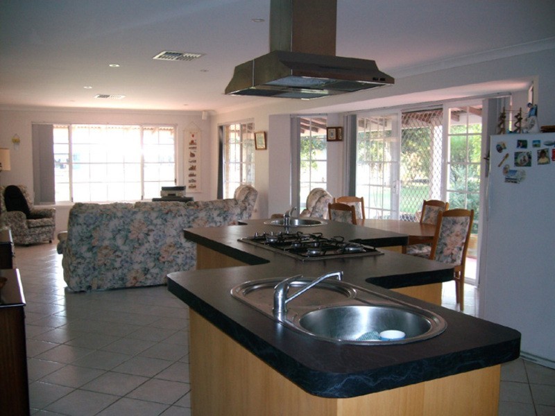 11 Coral Park Drive, North Dandalup WA 6207