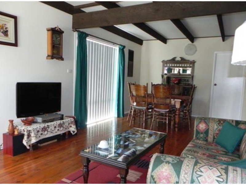 25  South Crescent, North Gosford NSW 2250