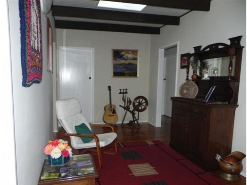 25  South Crescent, North Gosford NSW 2250