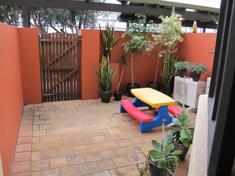 4/1 James Street, Fremantle WA 6160