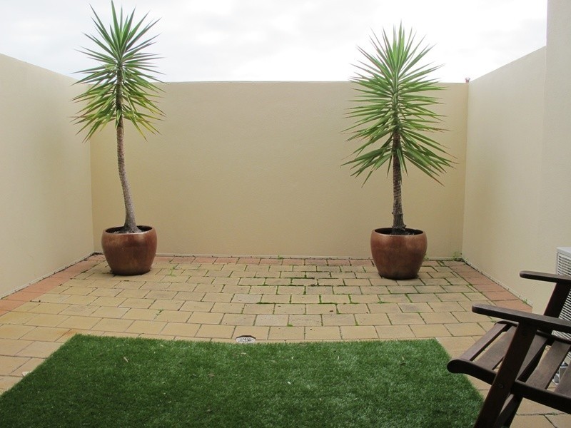 4/1 James Street, Fremantle WA 6160