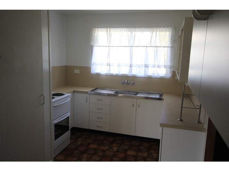 23 McCool Street, Moranbah QLD 4744