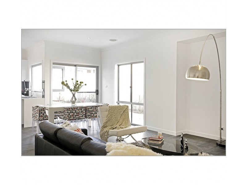 98 Essie Coffey Street, Bonner ACT 2914