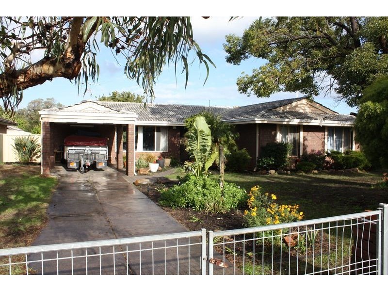 69 Solandra Way, Forrestfield WA 6058