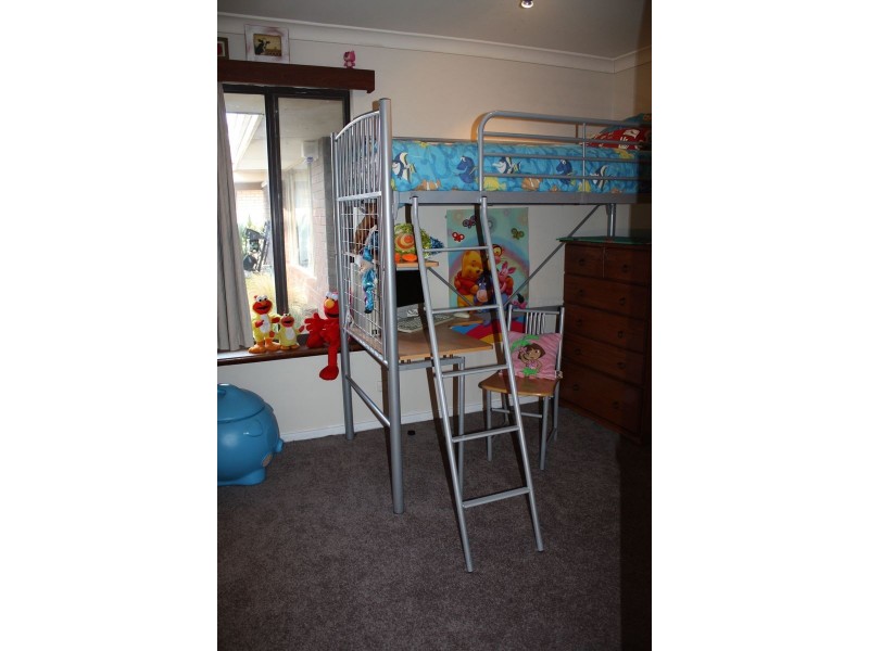 69 Solandra Way, Forrestfield WA 6058