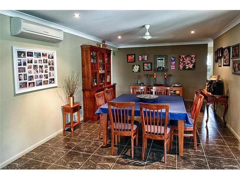 11 Hilton Way, Mount Louisa QLD 4814