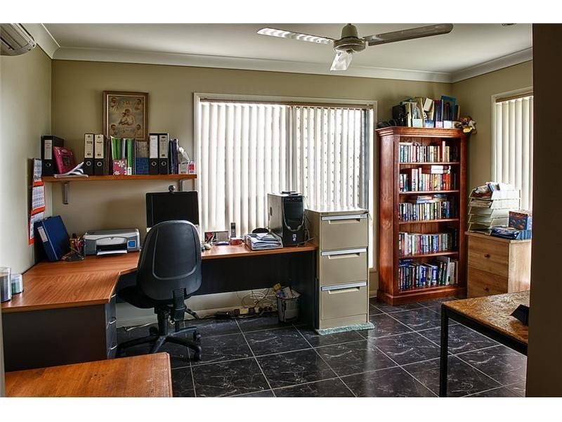 11 Hilton Way, Mount Louisa QLD 4814