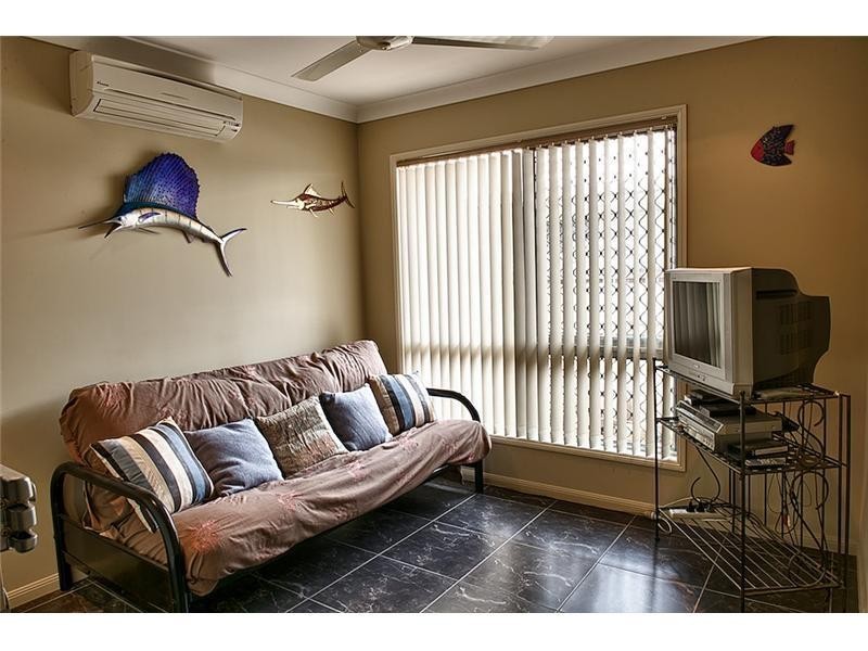 11 Hilton Way, Mount Louisa QLD 4814