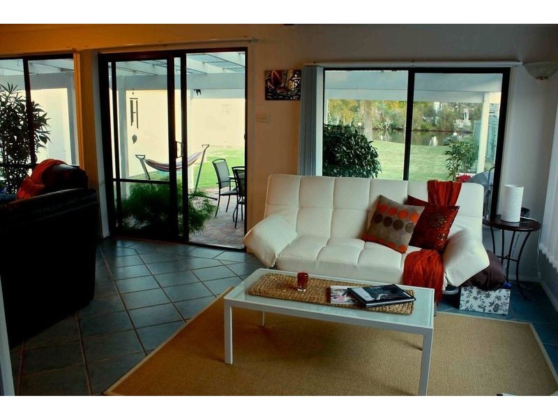 202 Geoffrey Rd, Chittaway Point NSW 2261