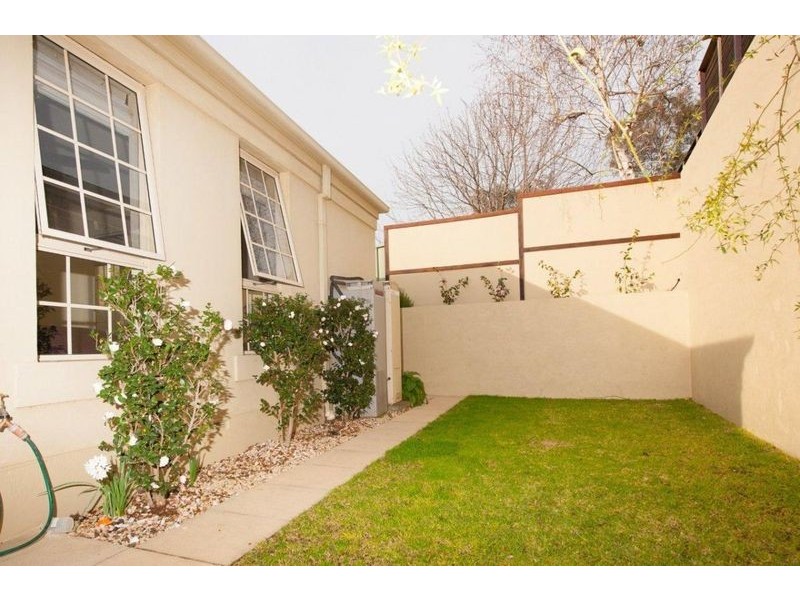 2/705 Hodge st, Albury NSW 2640