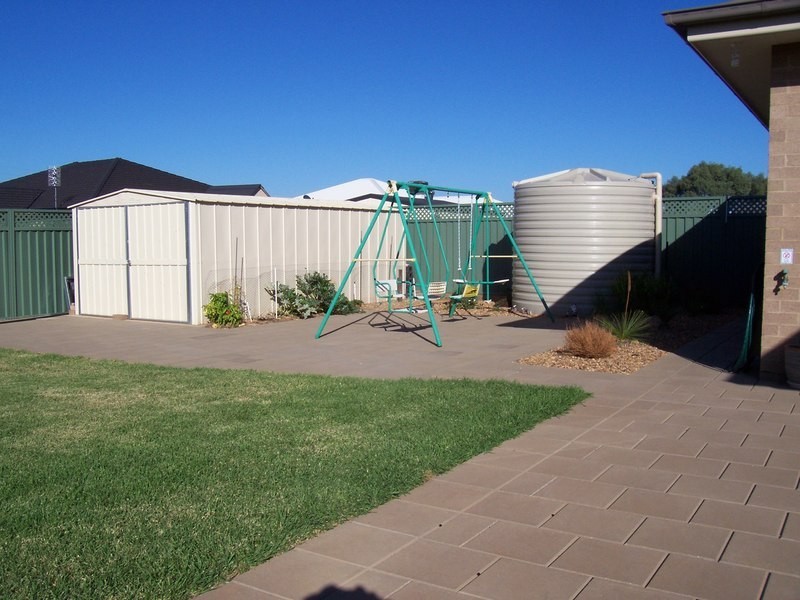 4 OXBOW COURT, Dubbo NSW 2830
