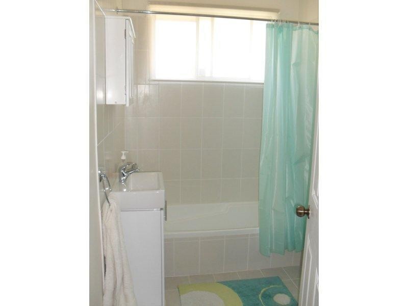 9-11 Hill Street, Ganmain NSW 2702