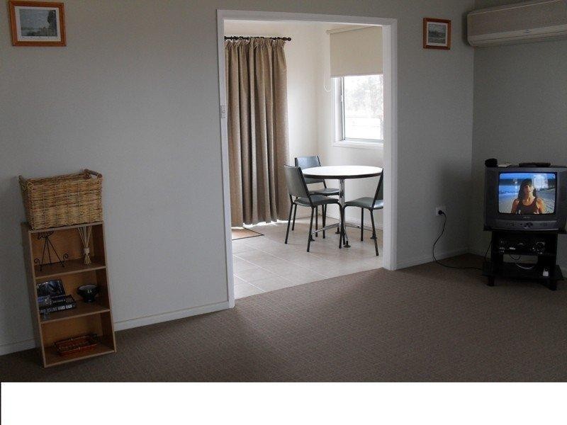 9-11 Hill Street, Ganmain NSW 2702
