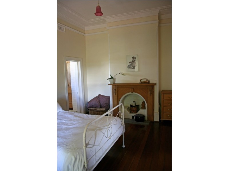 19 St Leonards Ave, West Leederville WA 6007