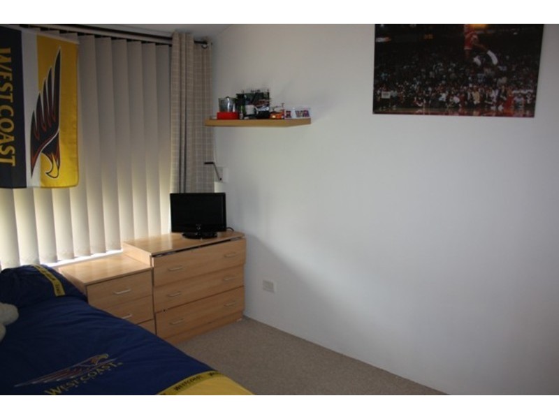 4 Nenagh Close, Windsor Hills, Orelia WA 6167