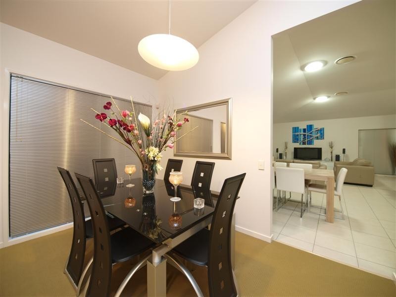 8 Grebe Circuit, North Lakes QLD 4509