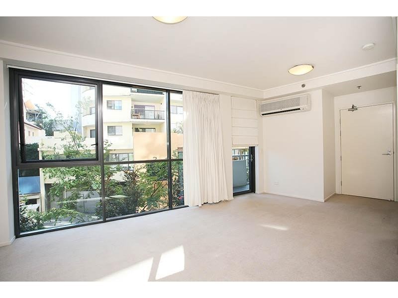 11/454 Upper Edward Street, Spring Hill QLD 4000